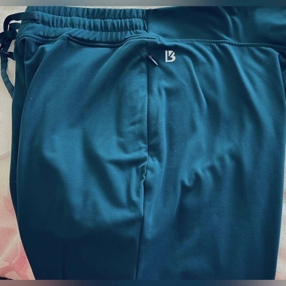 BuffBunny Jewel Jogger (Secret Garden Dark Teal) Under the Sea - Picture 5 of 9